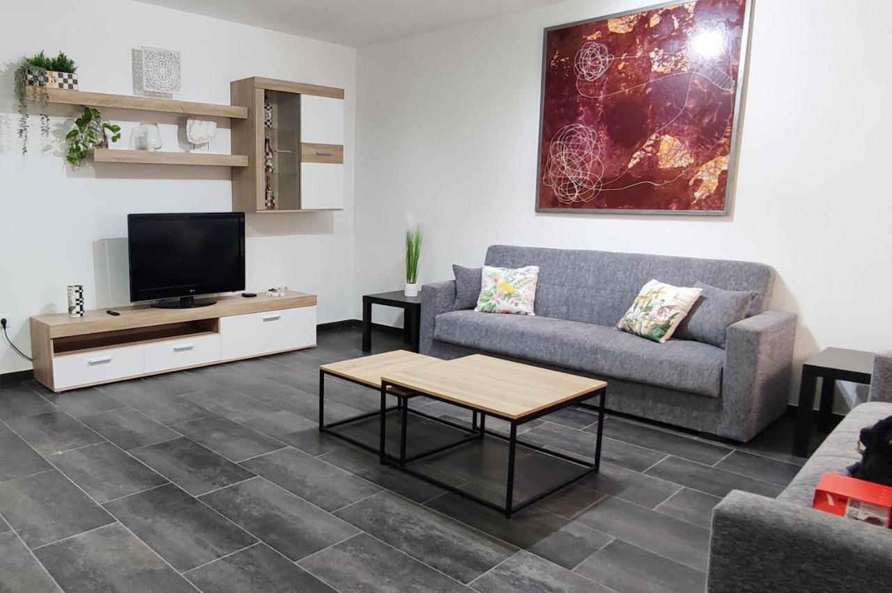 Apartament Porvenir Sewilla Zewnętrze zdjęcie